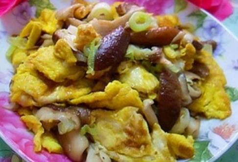 香菇炒鸡蛋的做法大全